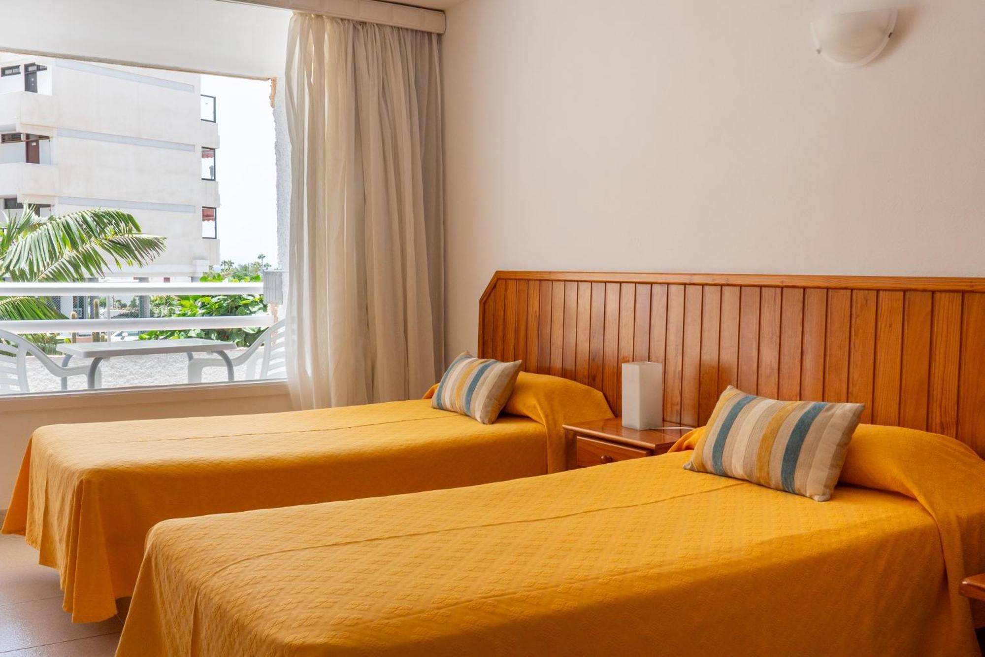 Apartamentos Borinquen Playa de las Americas  Exteriér fotografie