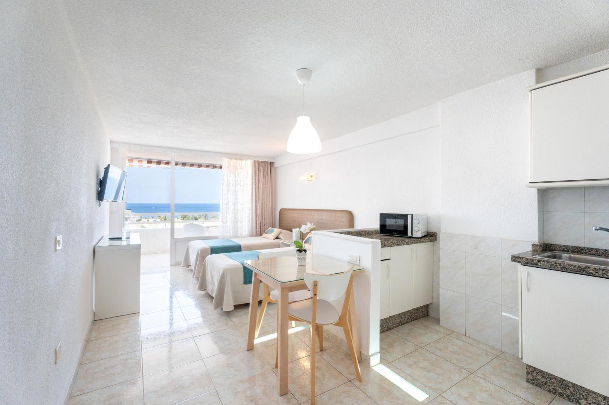 Apartamentos Borinquen Playa de las Americas  Exteriér fotografie