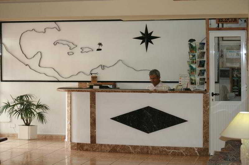 Apartamentos Borinquen Playa de las Americas  Exteriér fotografie